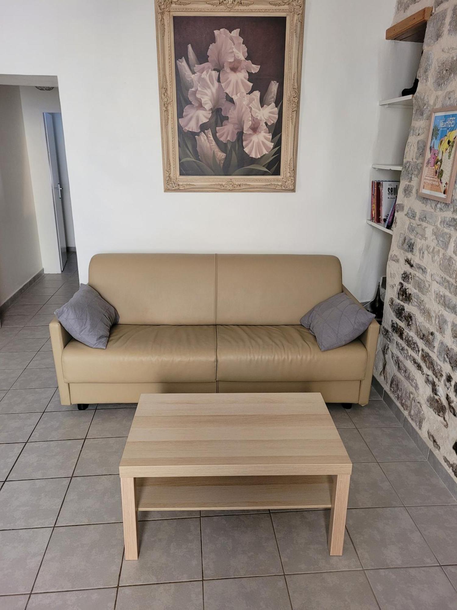 Souvenirs D'Hier Apartment Hyeres Exterior photo